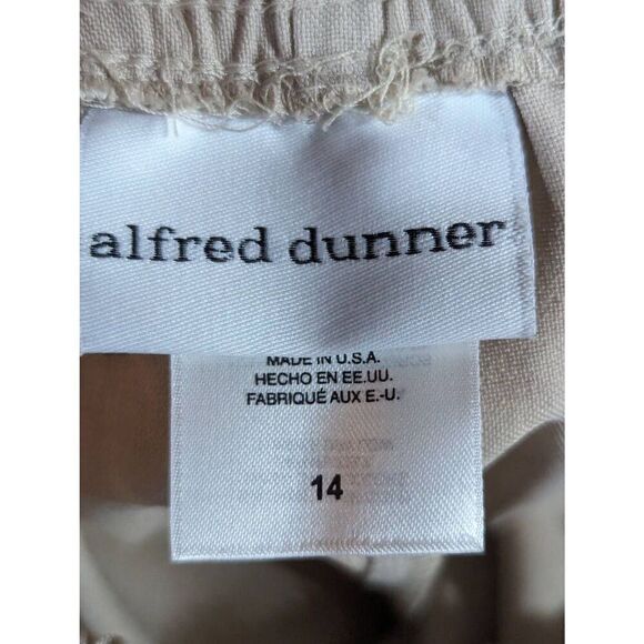 Alfred Dunner Women's Tan 3 Pc Polyester Belted Skirt And Pant Suit Size 14 - Picture 3 of 9